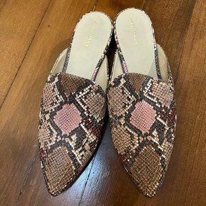 Cole Haan Size 9 Pointed Snakeskin Slides- Never Worn